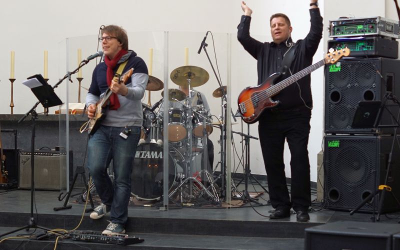 Band mit Gitarren